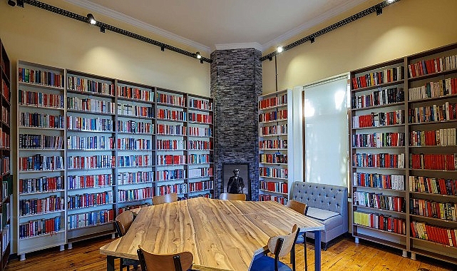 Buca Kütüphanesi 8 Nisan'da Açılıyor!