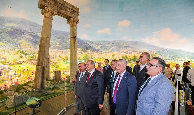 Tatar, Bursa'da Tarihi Ziyaret ve Konferans Verdi!
