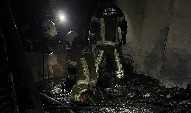 Konak'ta çıkan yangında bir çocuk hayatını kaybetti