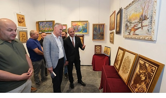 Yüksel Kılıçoğlu'nun Sergisi Kent Müzesinde Açıldı